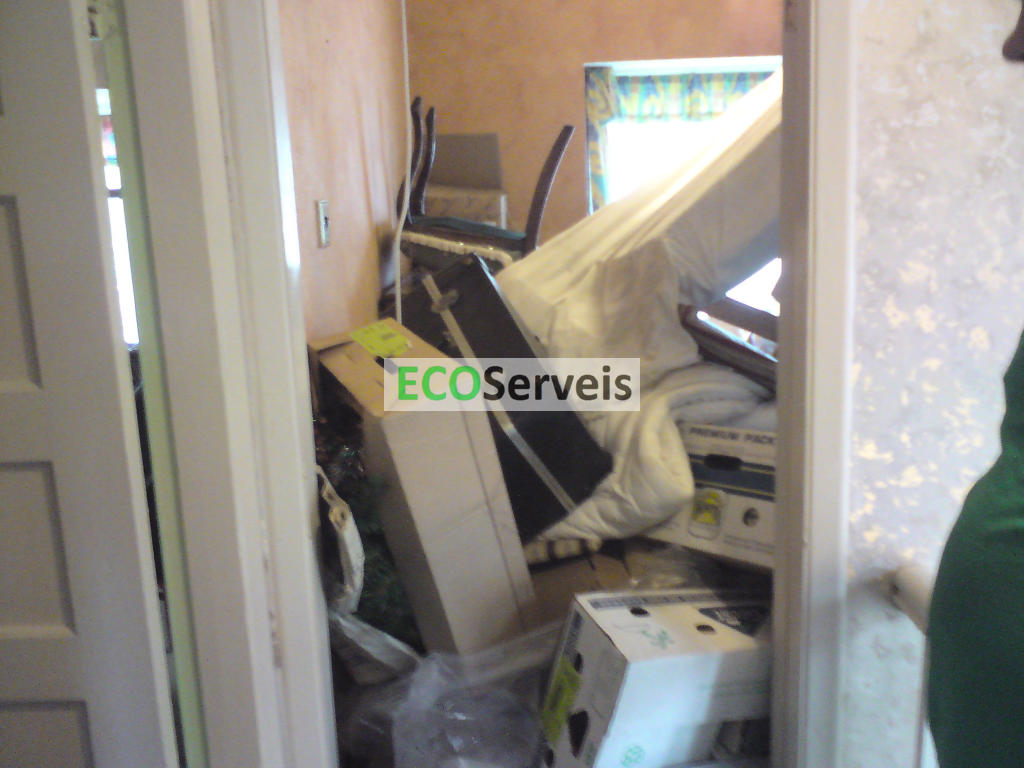 EcoServeis: servicio de vaciado de pisos en Castalla eficiente y rápido