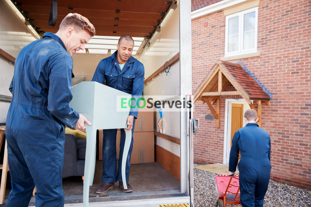 EcoServeis: vaciado de pisos en Mutxamel con atención personalizada y profesional